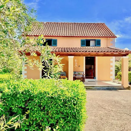 Renas Maisonette Near * Roda (Corfu)